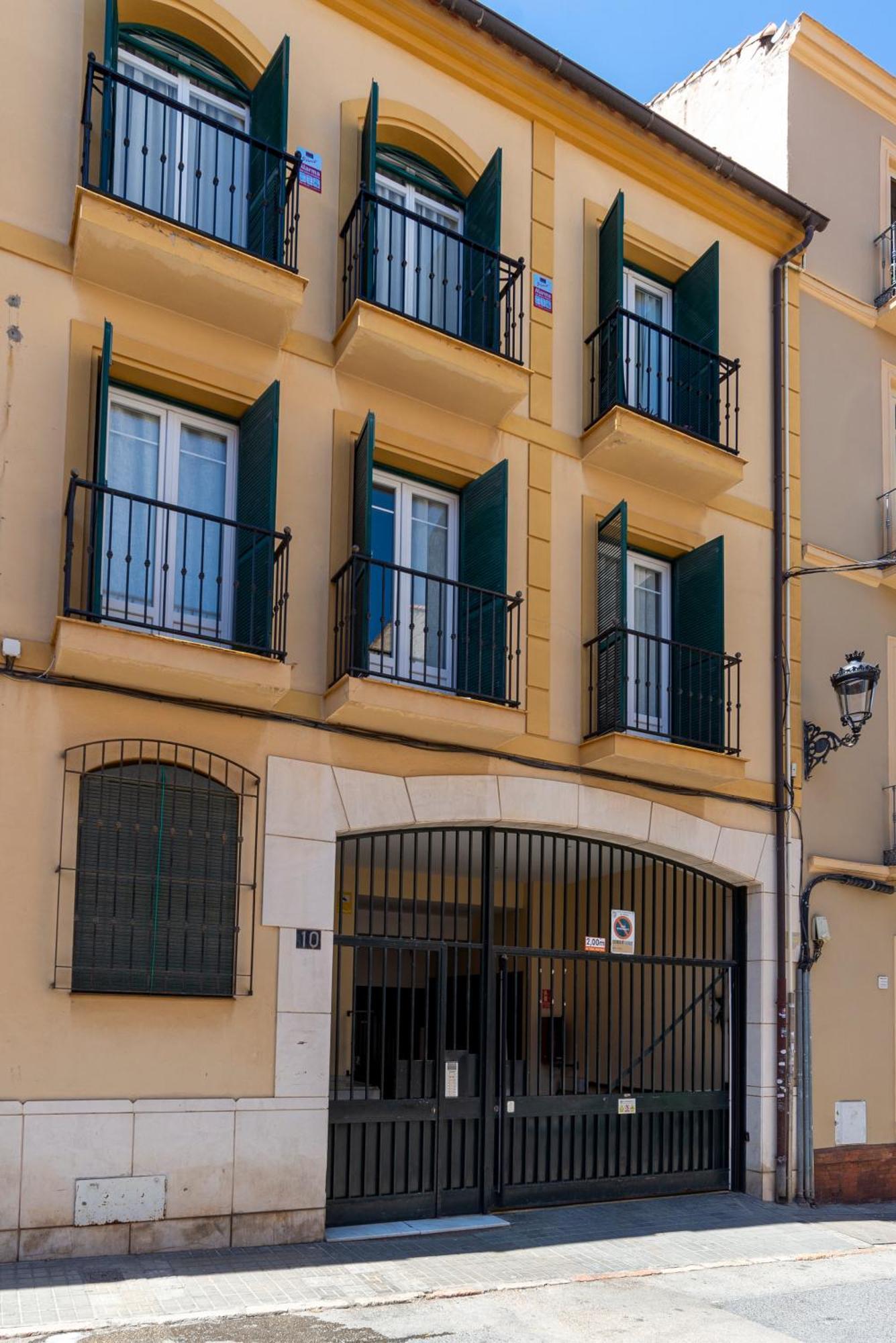 Apartment & Pool In Malaga City Center 外观 照片