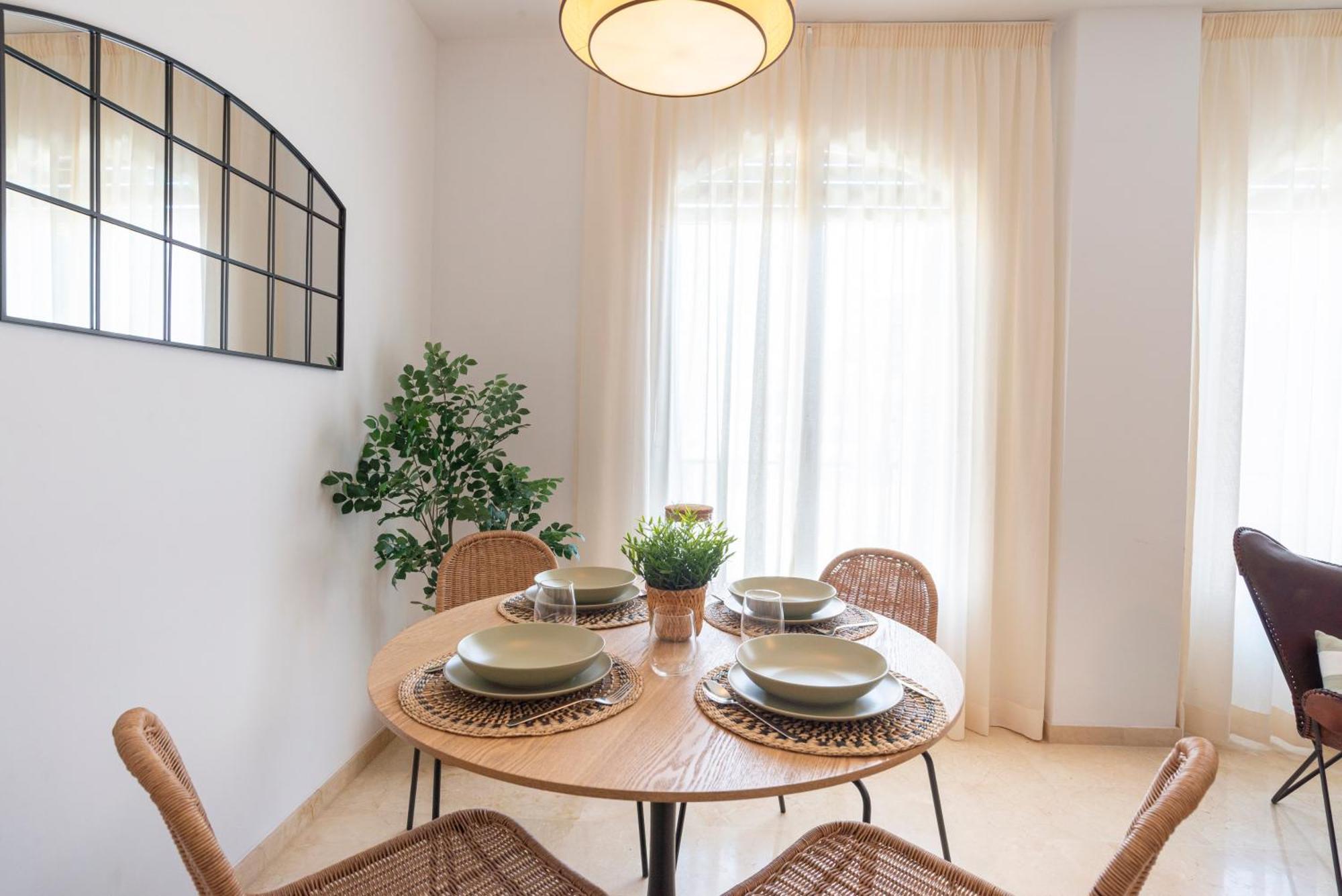 Apartment & Pool In Malaga City Center 外观 照片