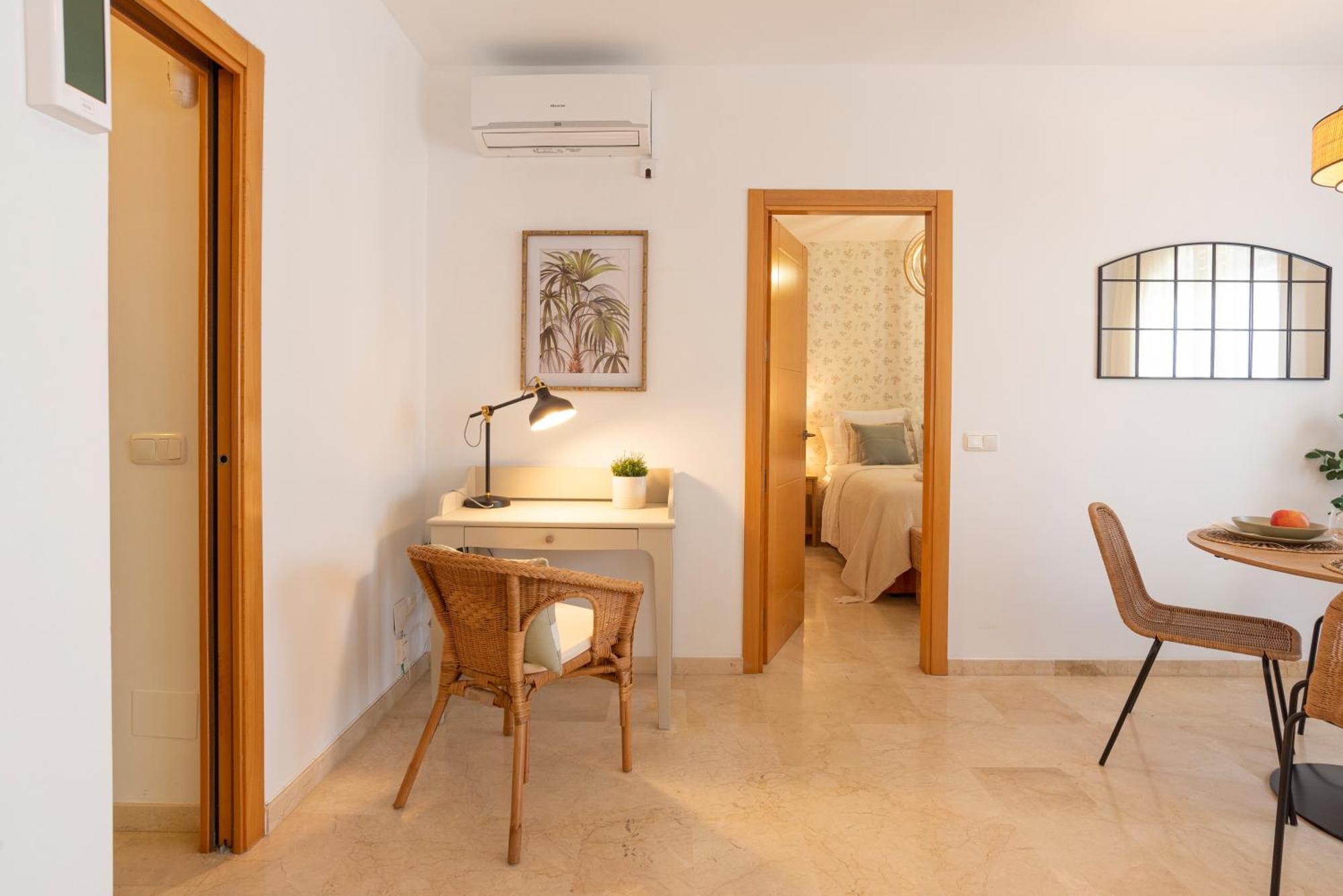 Apartment & Pool In Malaga City Center 外观 照片
