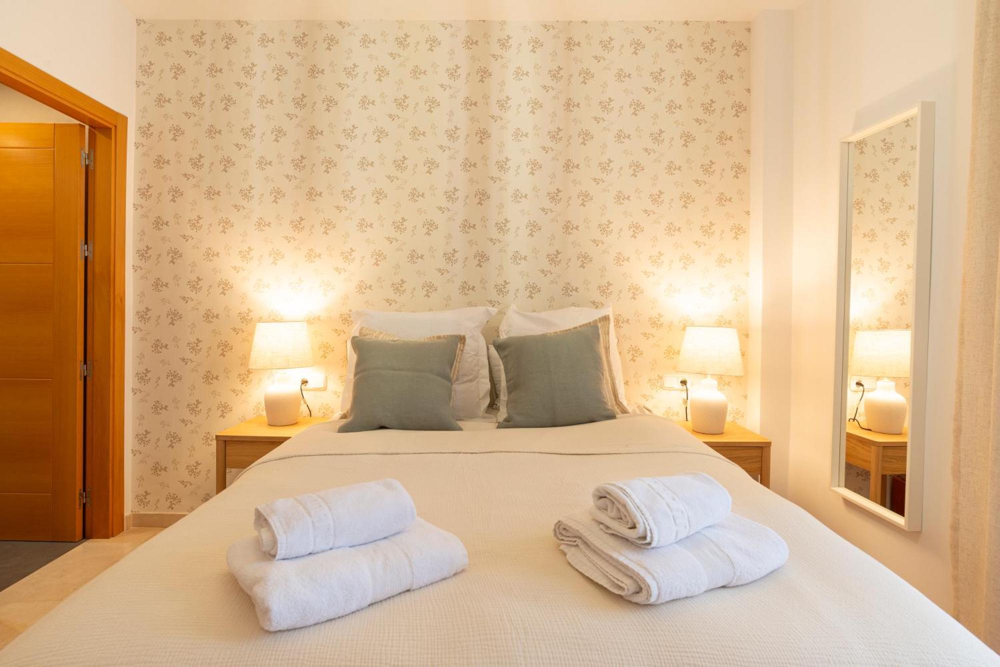 Apartment & Pool In Malaga City Center 外观 照片