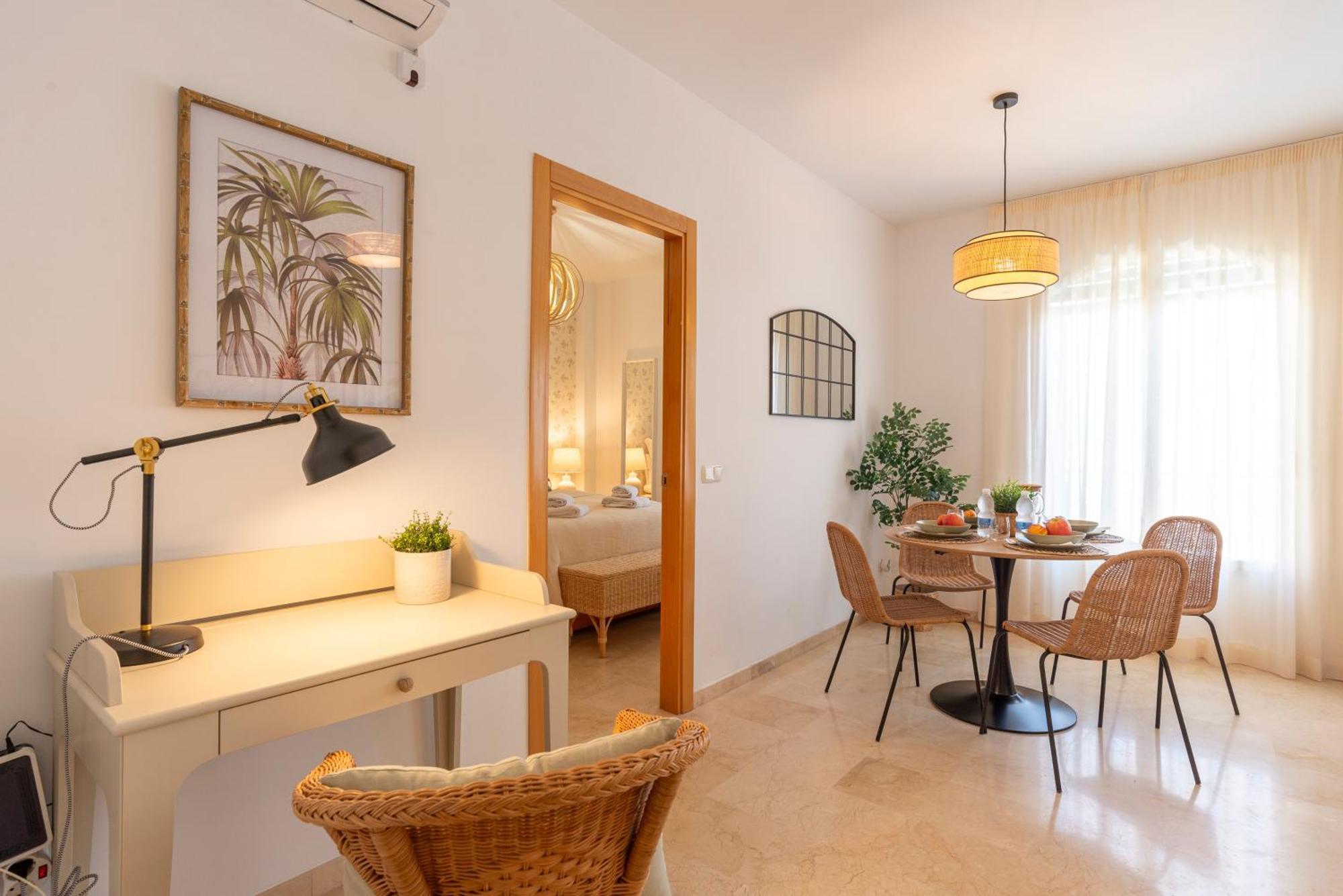 Apartment & Pool In Malaga City Center 外观 照片