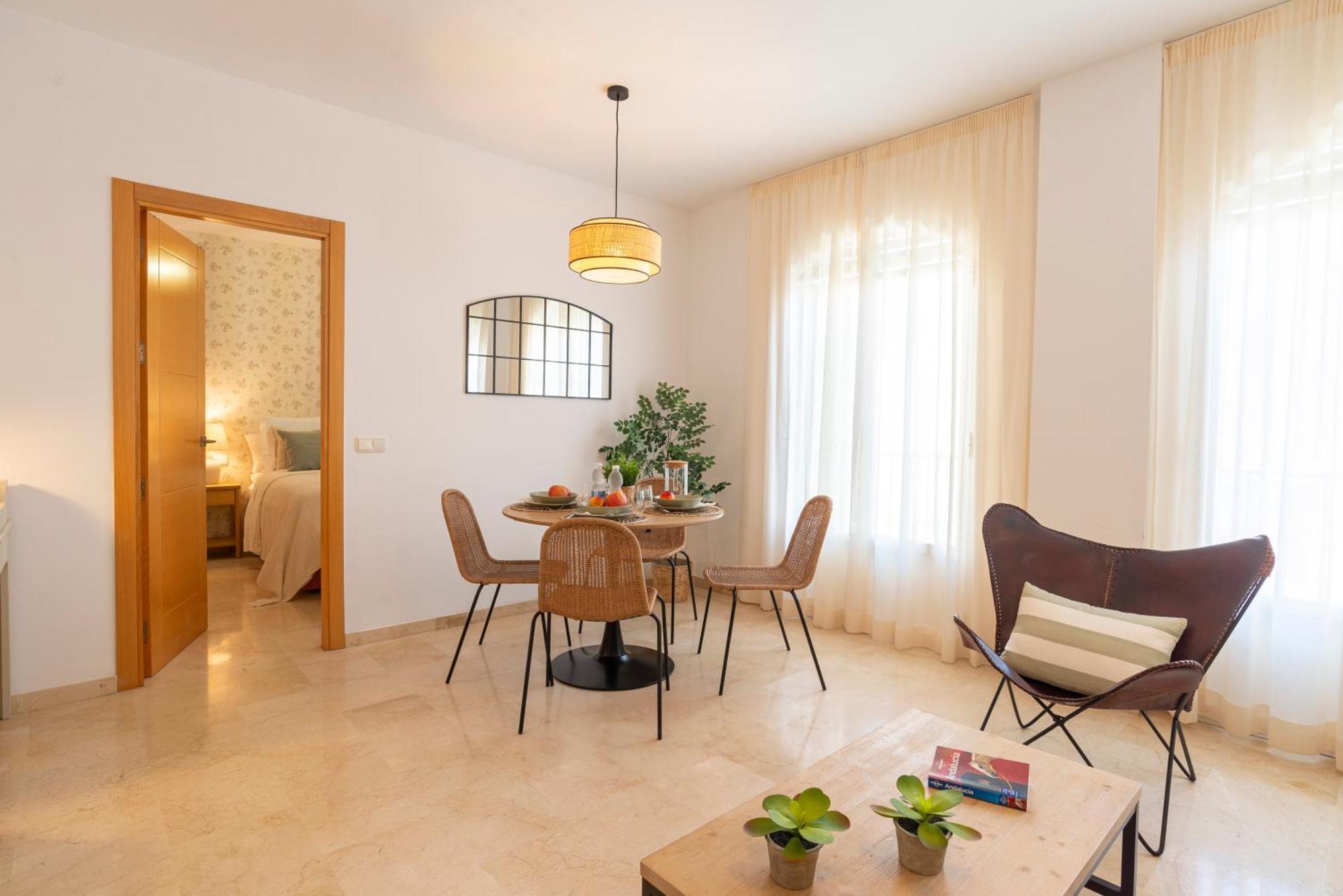 Apartment & Pool In Malaga City Center 外观 照片